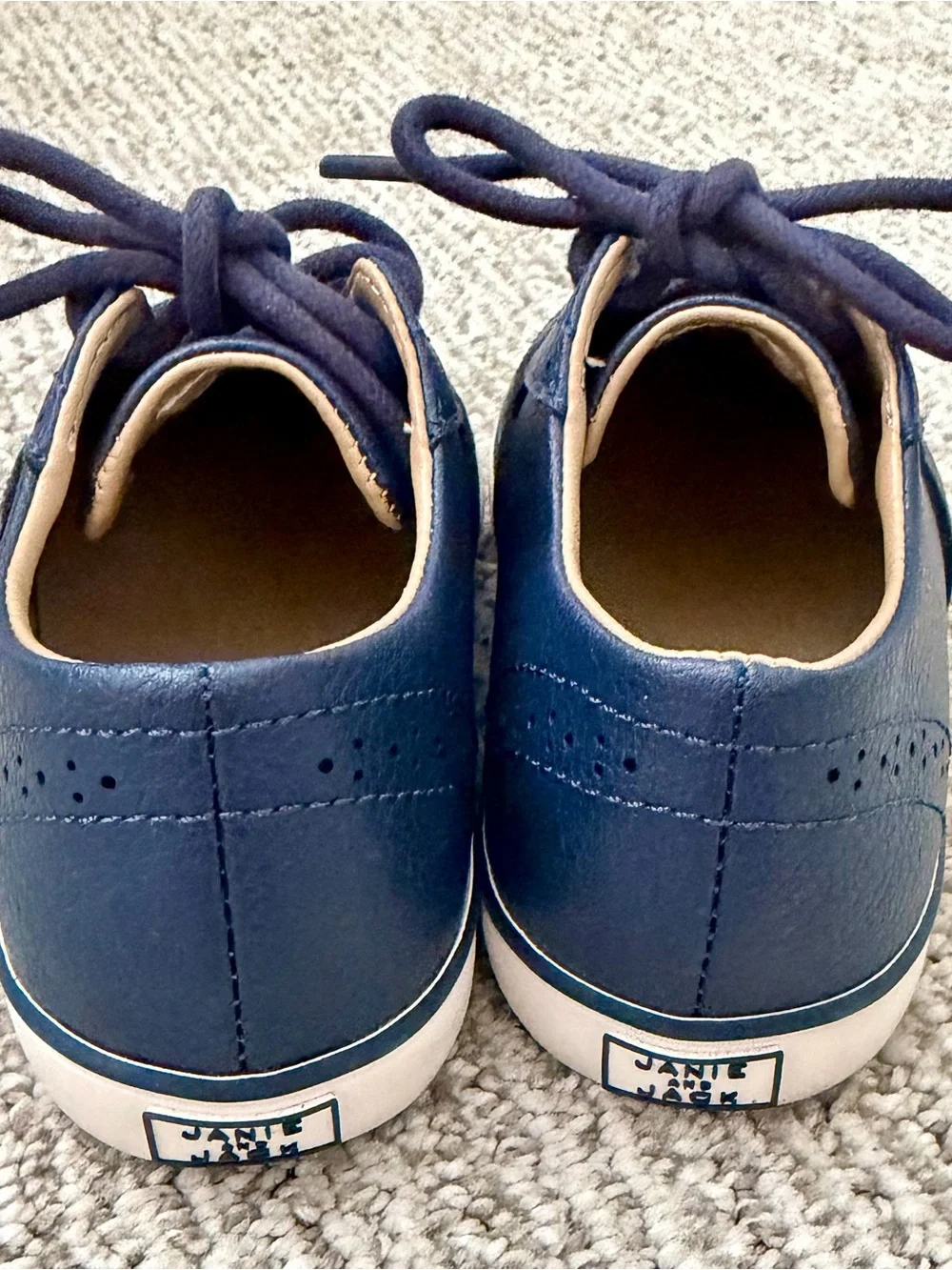 Janie and Jack Navy Brogue Lace-Up Shoes size 10c
